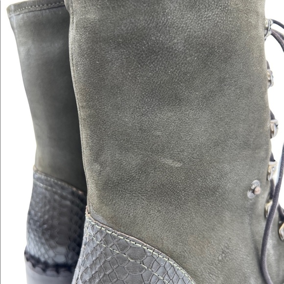 Vintage Foundry Company Women’s Milan Combat Biker Boots - Picture 16 of 16